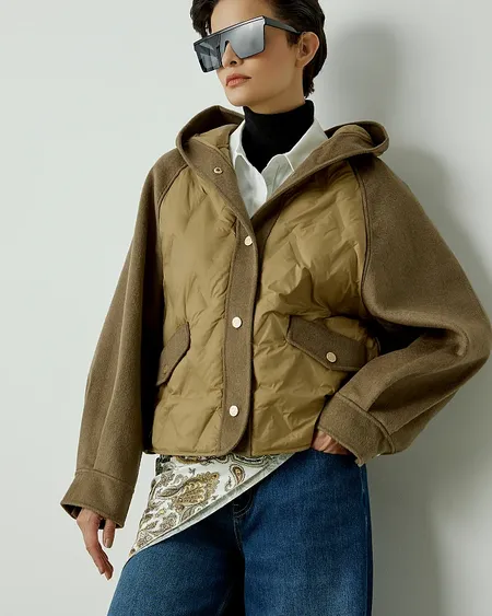 Chaqueta Combinada Con Gorro Bsb
