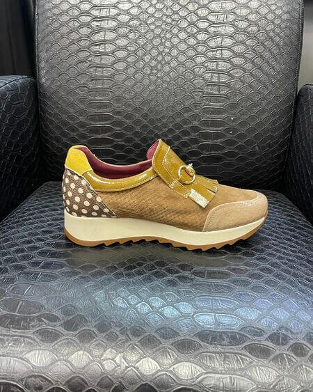 Mocasín Lunares Piel Vitelo