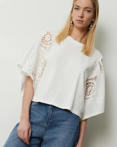 Top Mangas Cortas Bordadas BSB