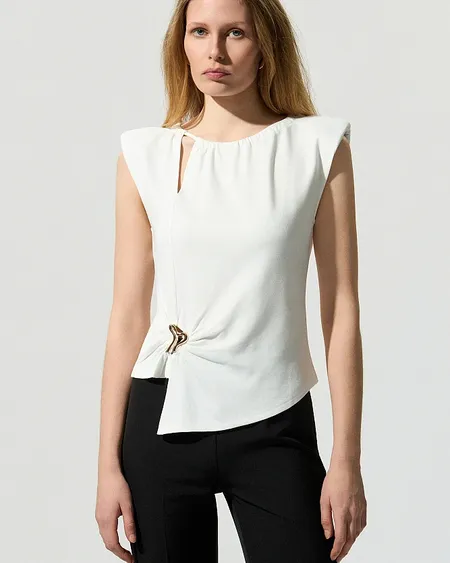 Camiseta De Manga Corta Con Hebilla Bsb