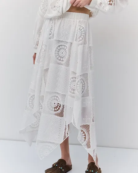 Falda Midi Asimétrica Bordada Bsb