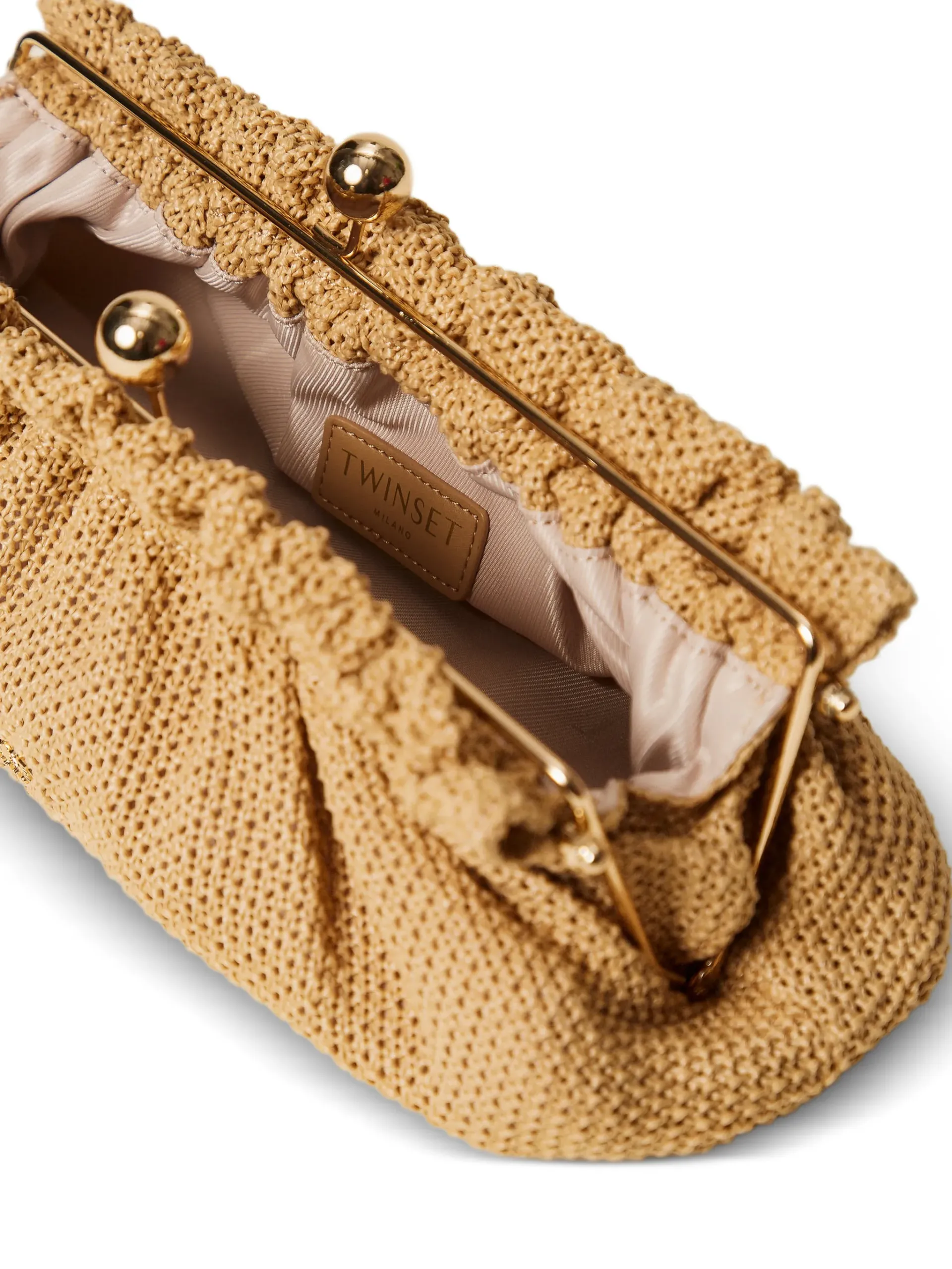 32867059_64384883_2048