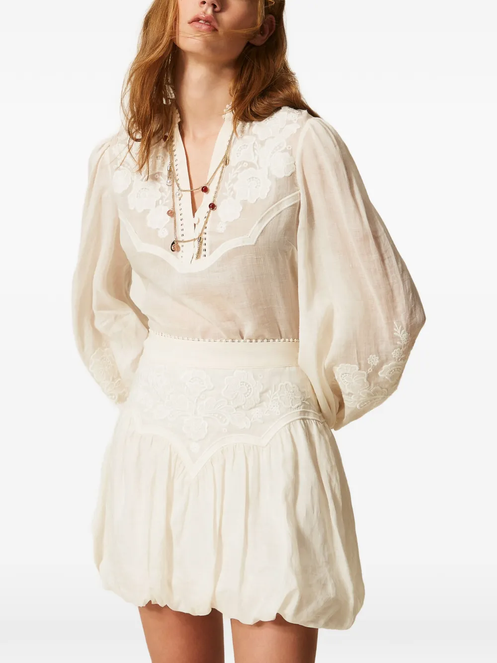 32867408_65225629_1000