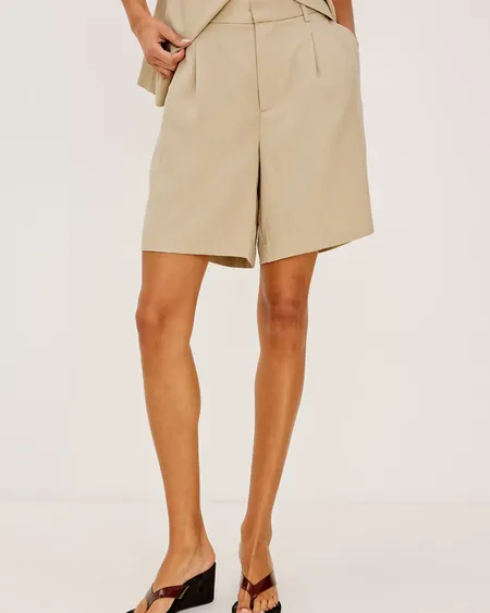 Bermudas Zamora Rails