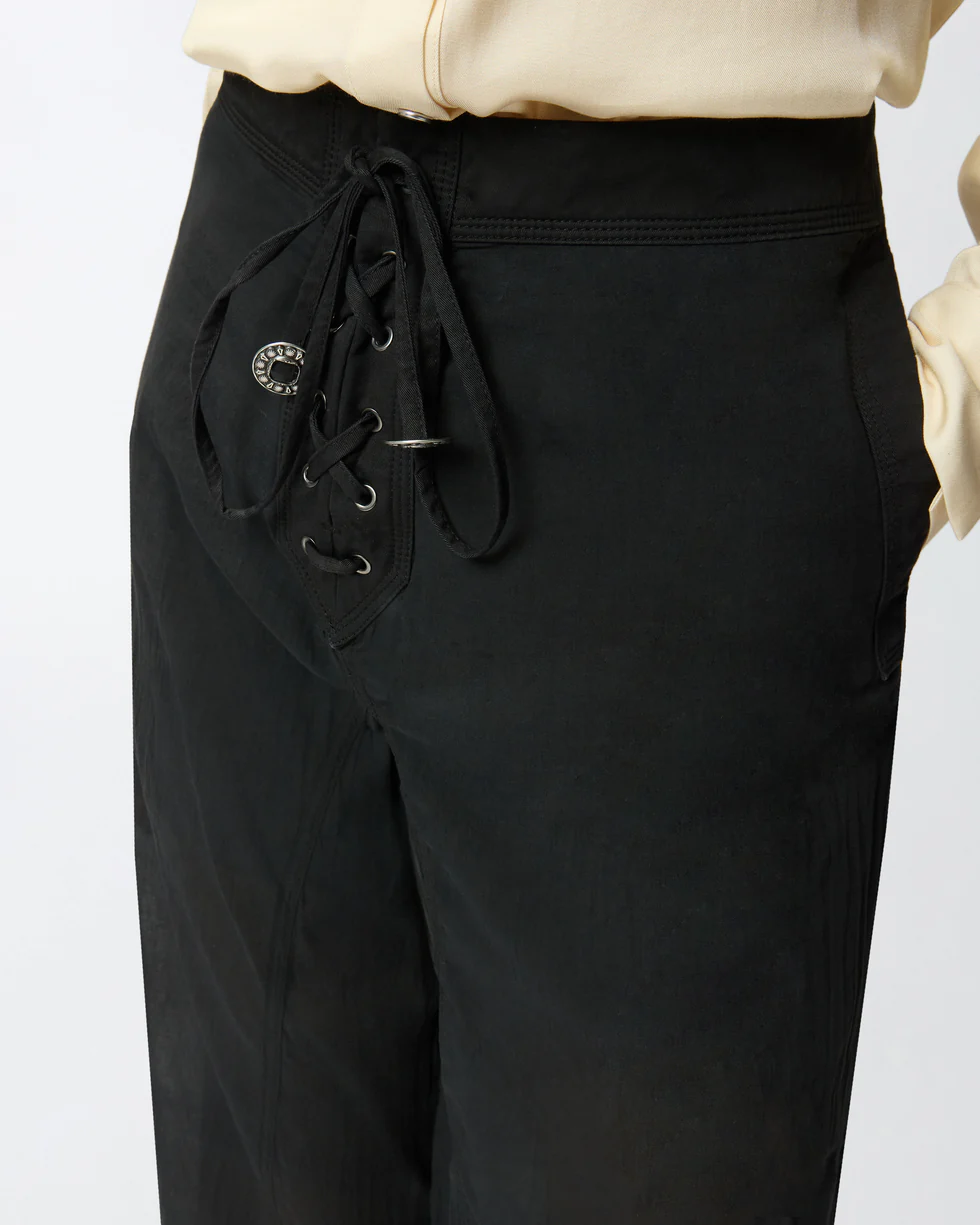 106947A3AXZ9902501_4