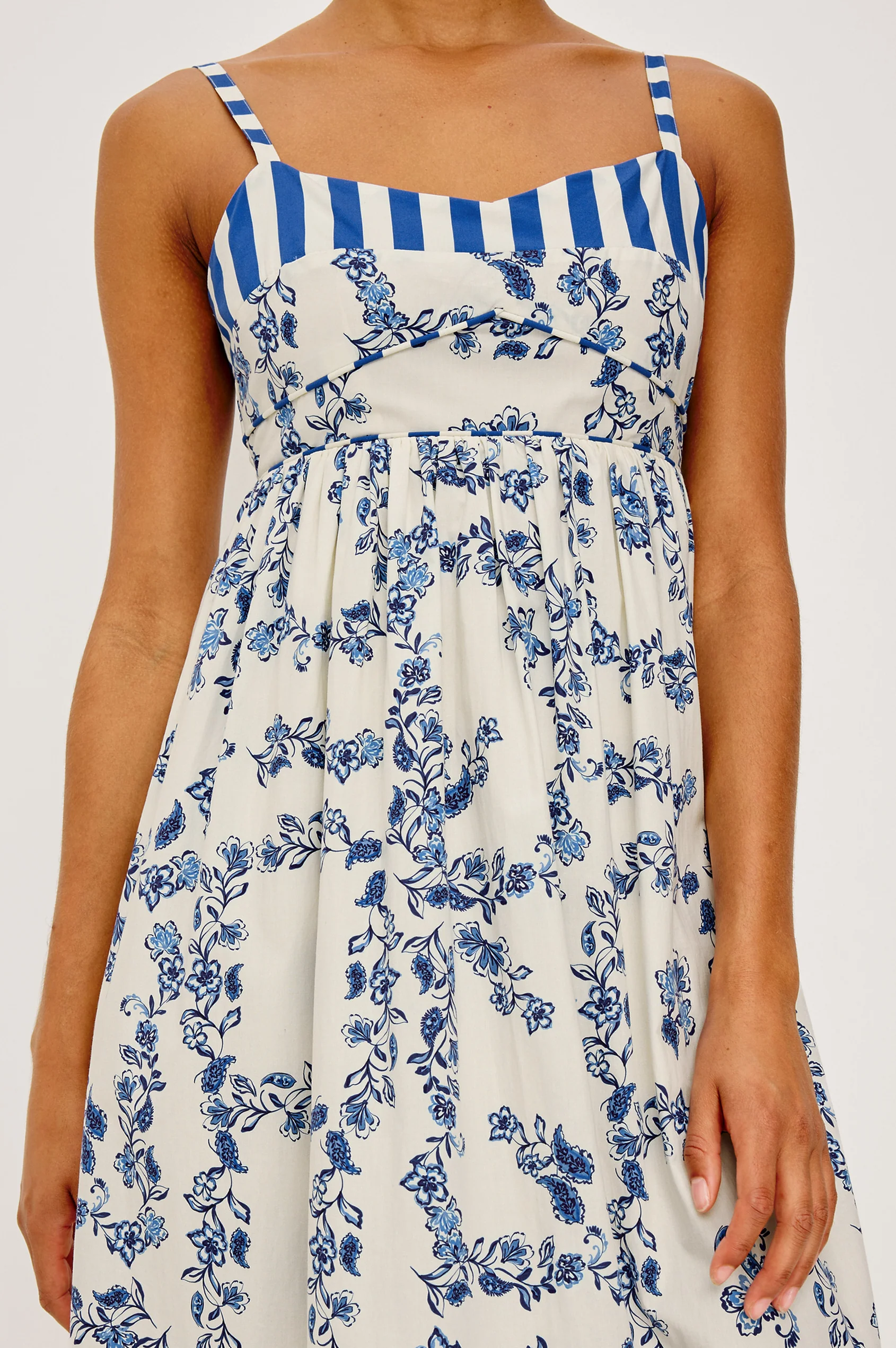 LEXIE-CERAMIC-FLORAL_2_651A-188G-8719