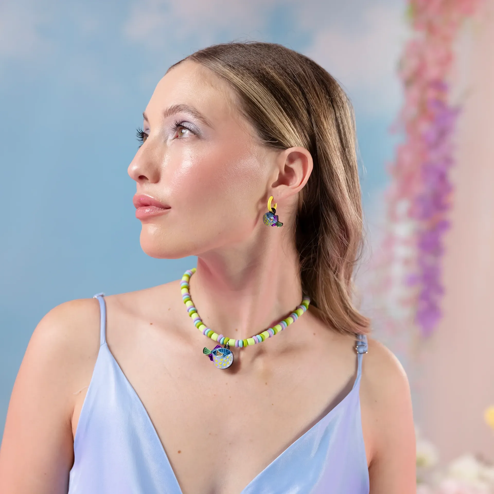 COLLAR-PEZ-GLOBO-MODELO-1