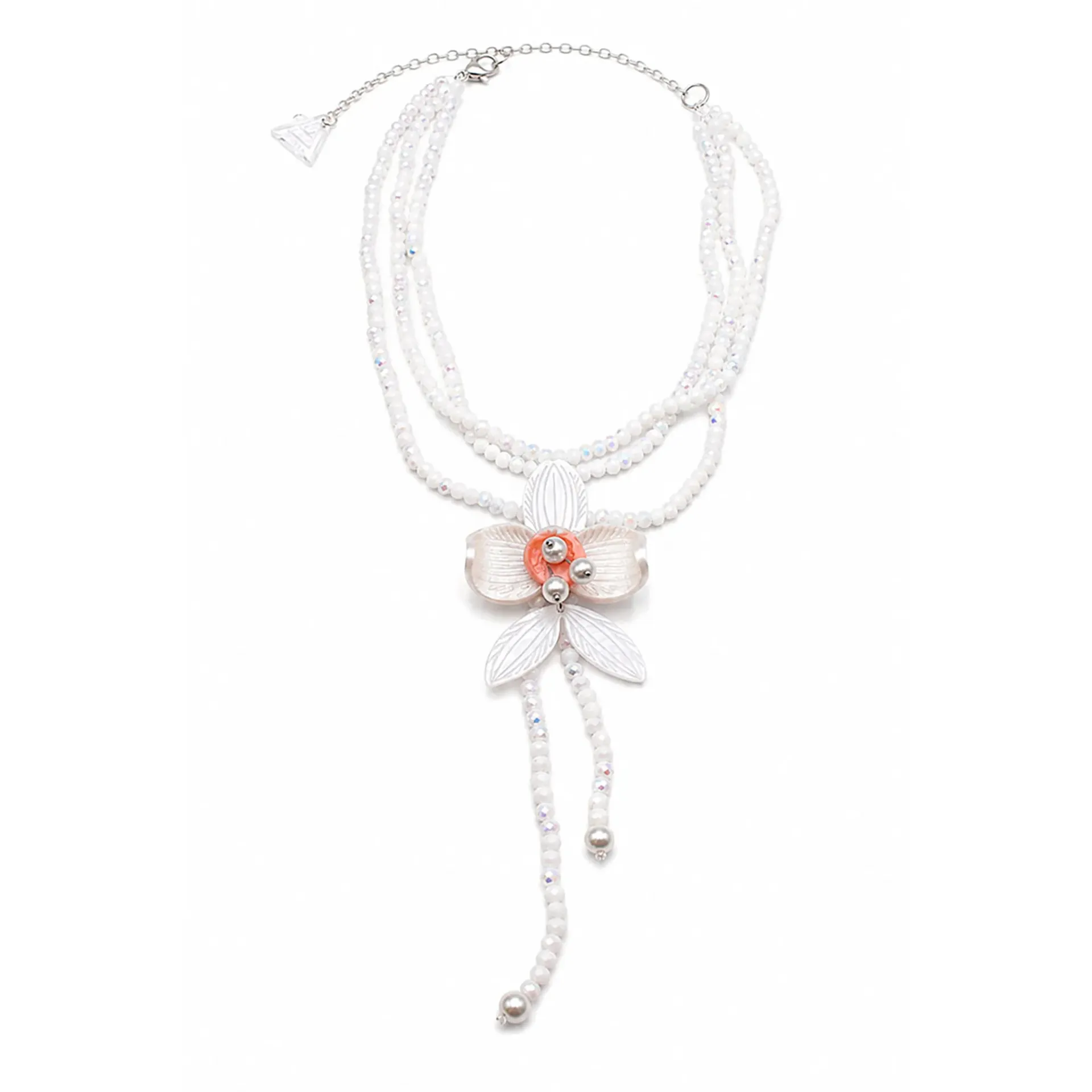 collar-blanco-centro