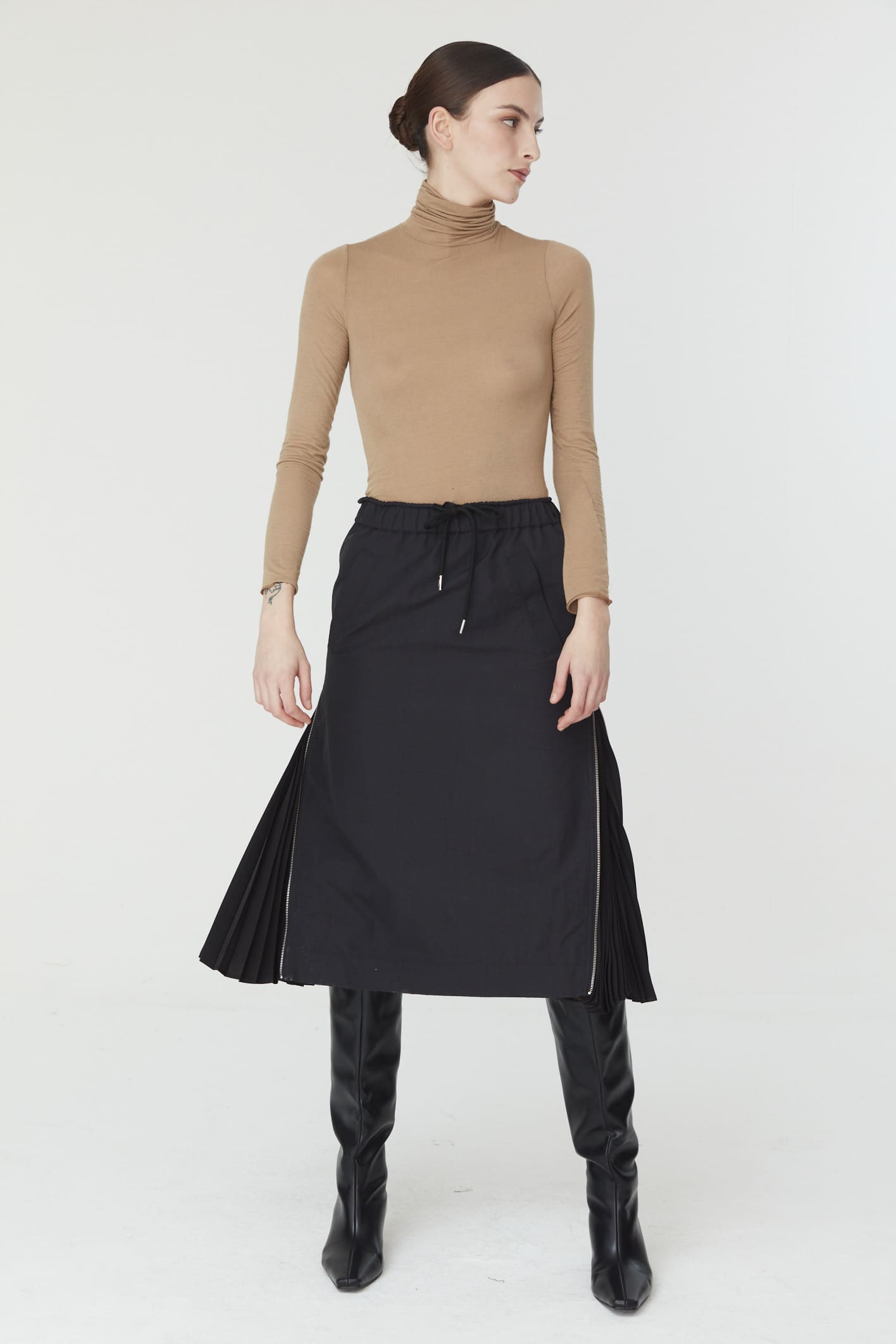 FW26-1-Modal-Pic_Lina-1