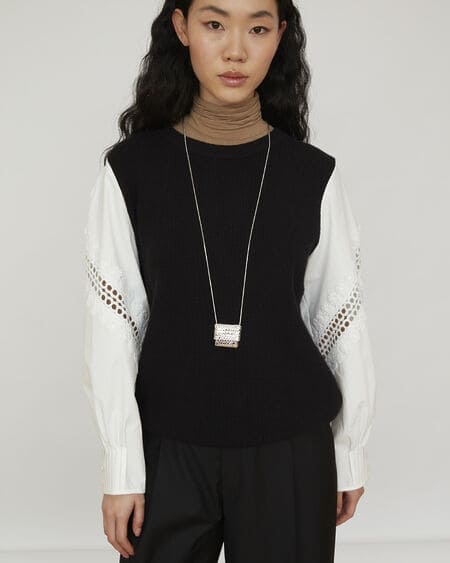 Jersey Thalía Jovonna London