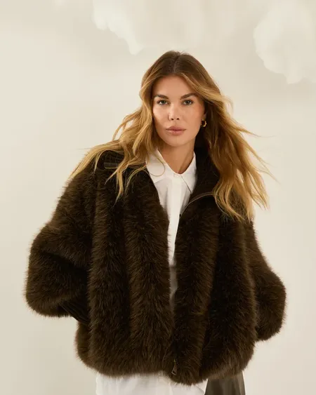 Chaqueta Pelo Cuello Punto Souvenir